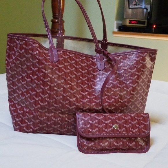 Handbags - Red tote bag